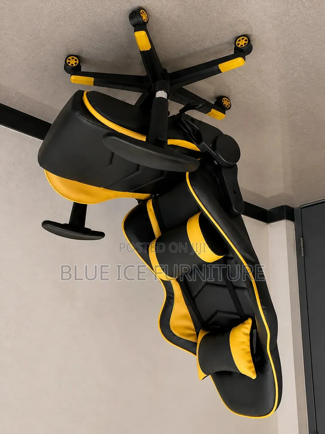 Black Yellow Gaming Chair With Footrest, Headrest Lumbar Support
