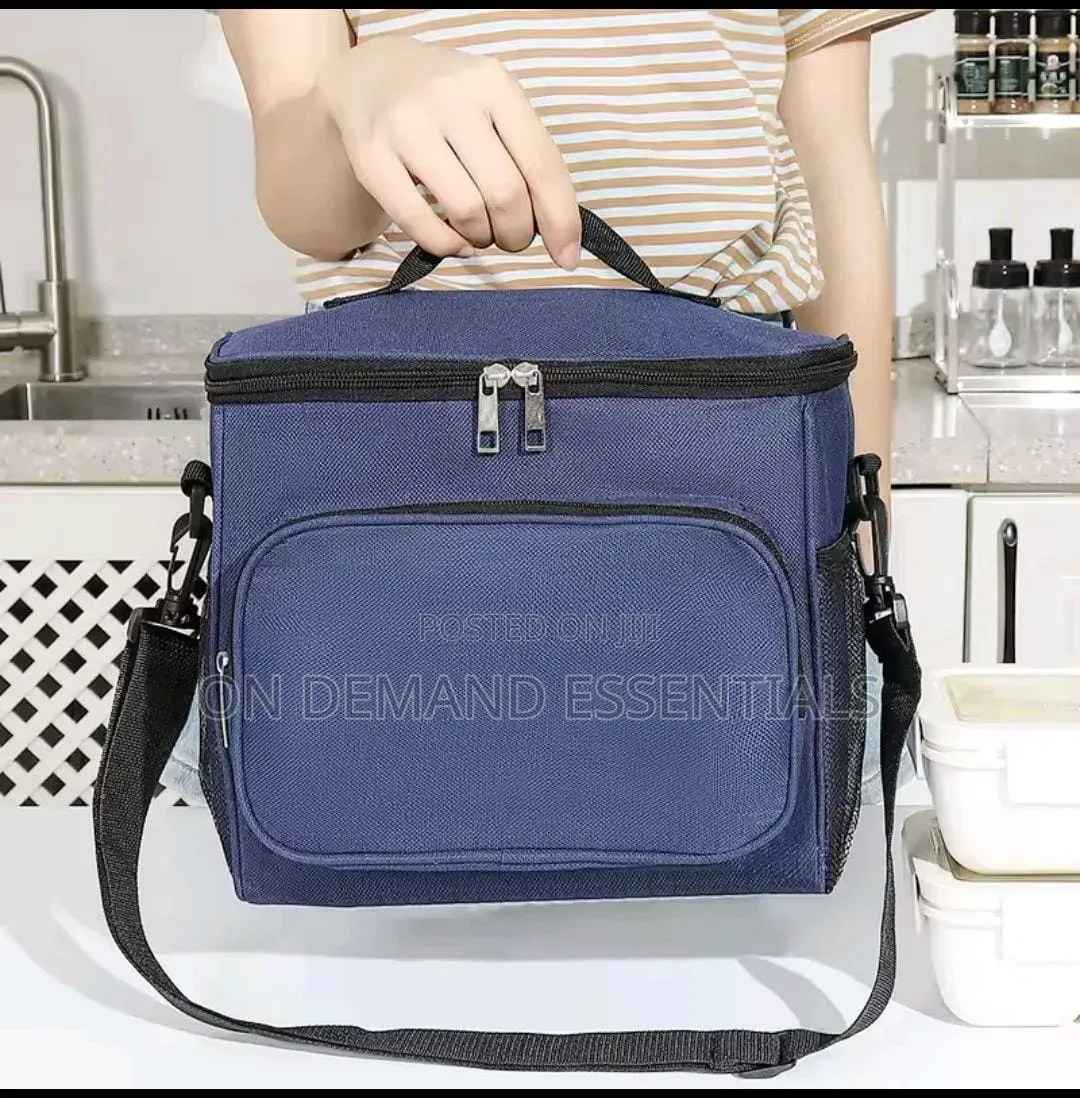 Large Capacity Lunch Box Bag With Strap Insulated