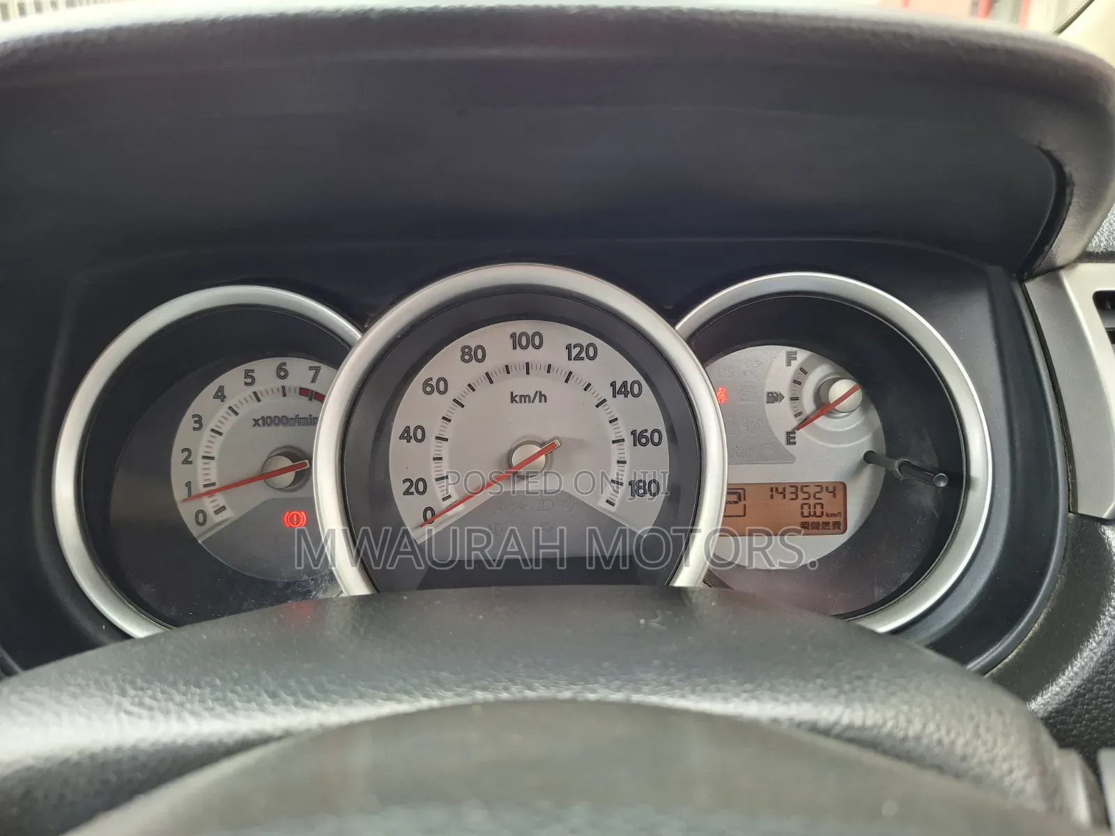 Nissan Latio 1.2 2012 Silver