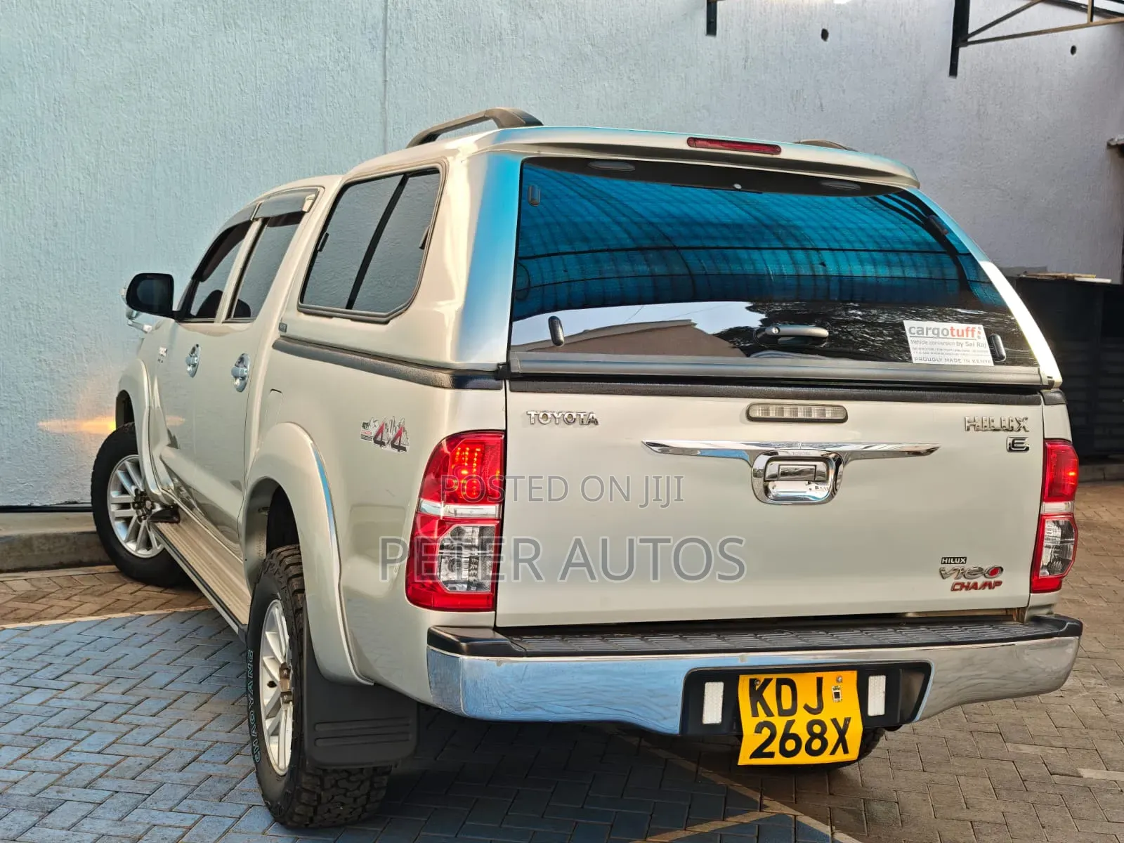 Toyota Hilux 2015 Silver