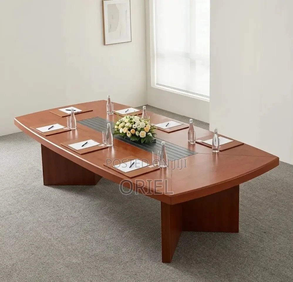 Office Boardroom Table : 8-Seater Conference TAble