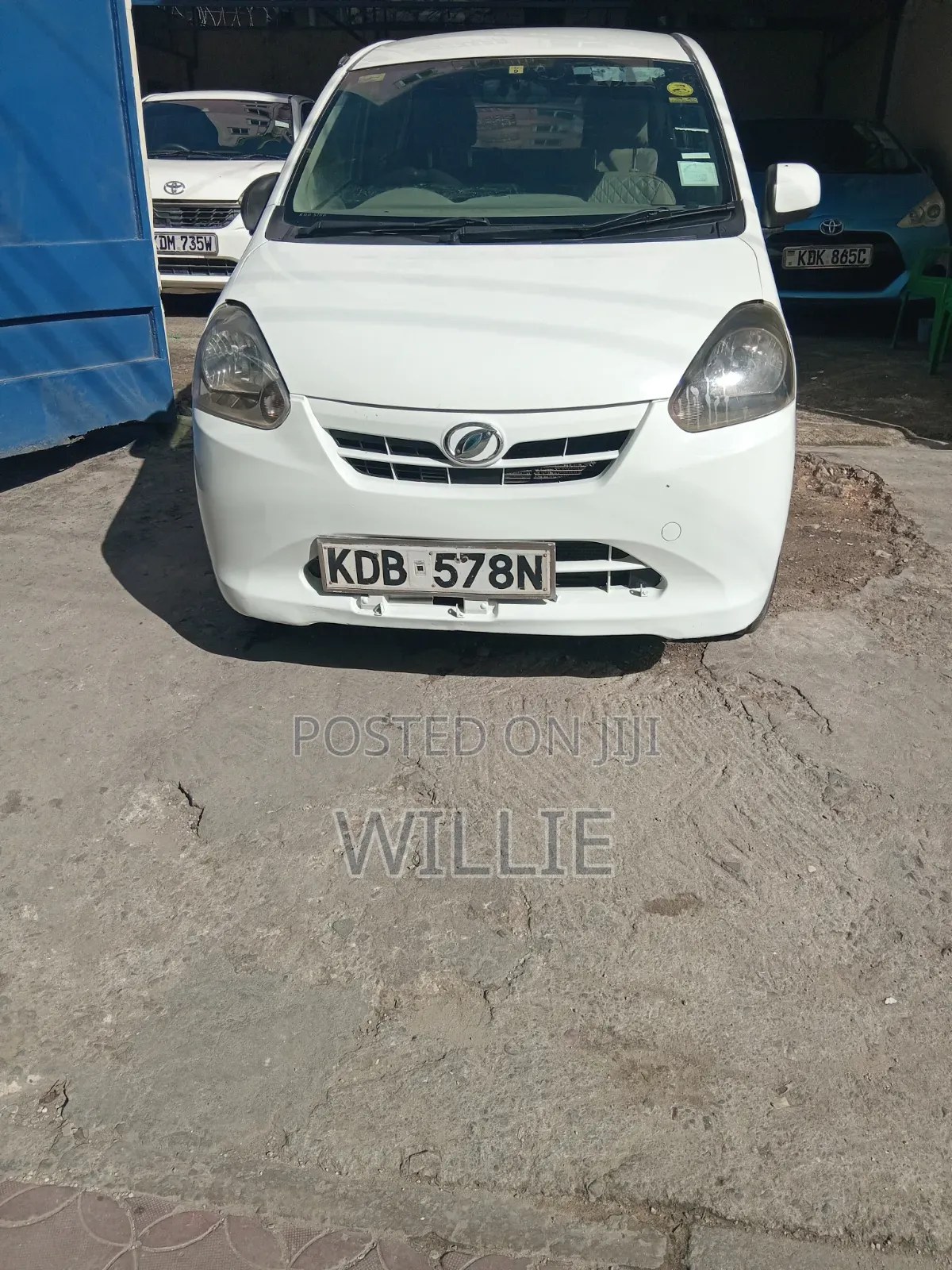 Daihatsu Mira 2014 White