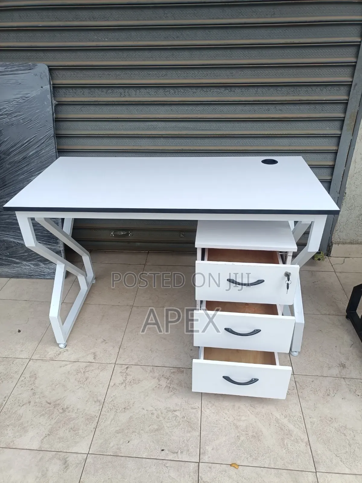 White Metallic Flame Desk and 3 Drawers Pedestal