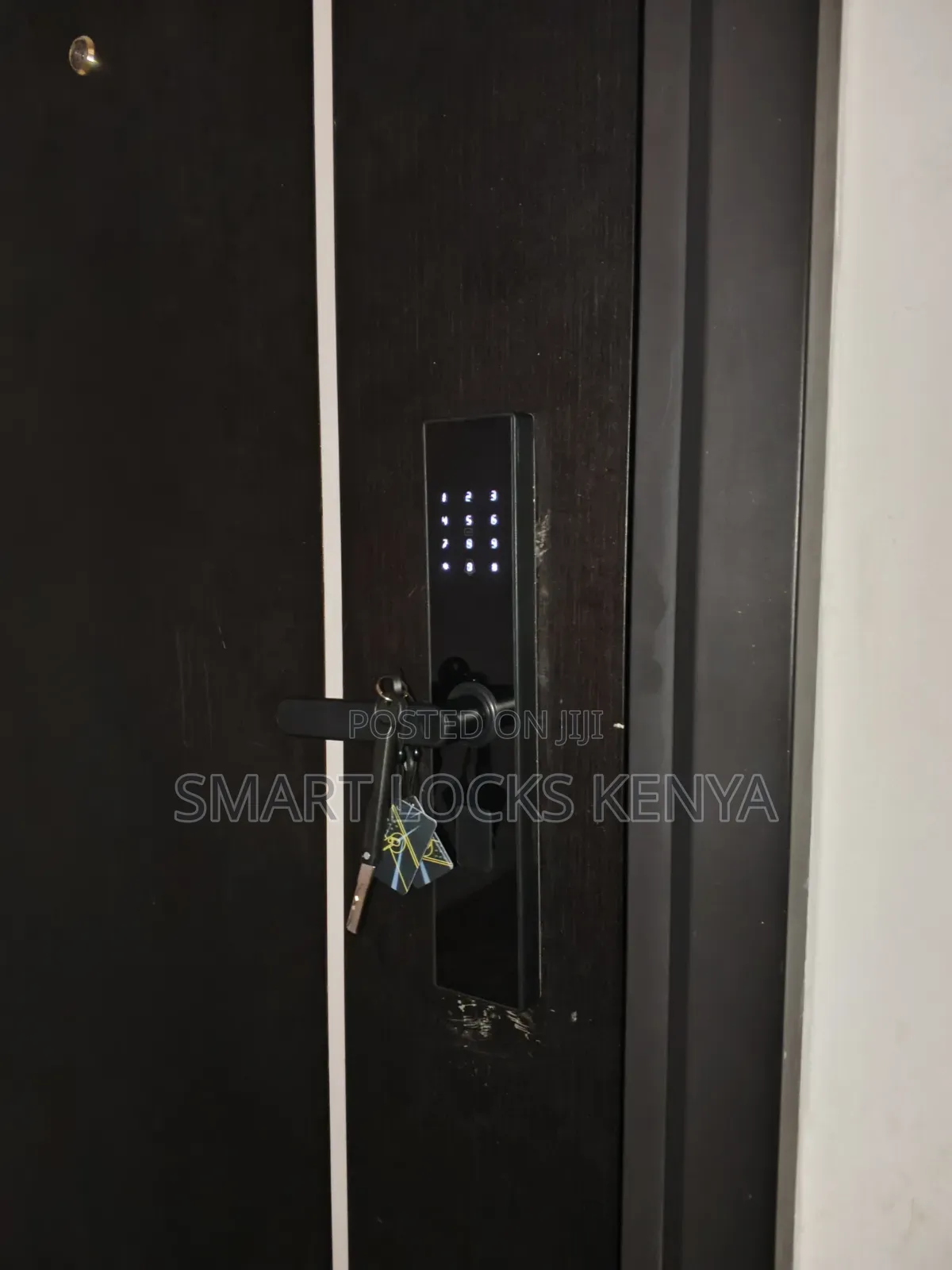 Smartlock Smart Card Unlock Fingerprint Password Door Lock