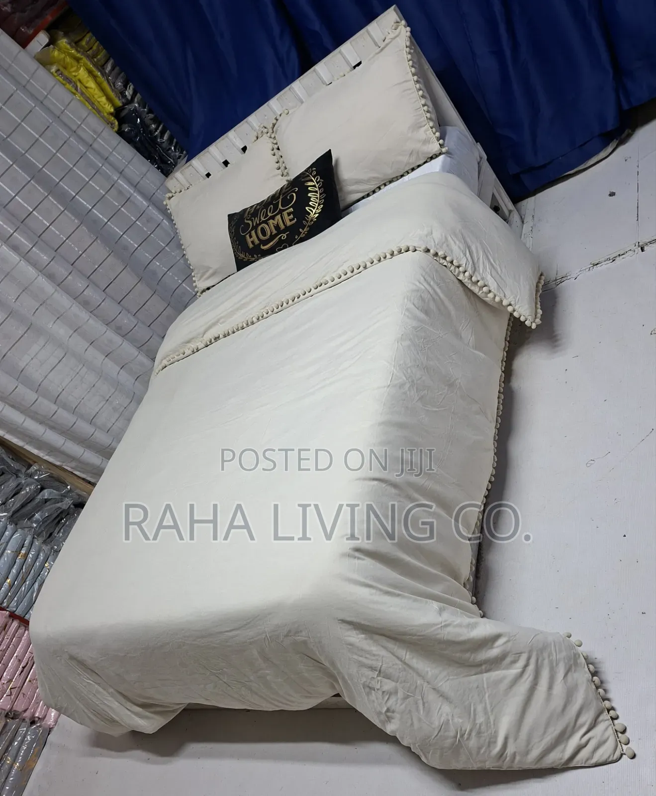 Luxury Design Duvet Cover Set | 7×8 Microfiber Bedding Set