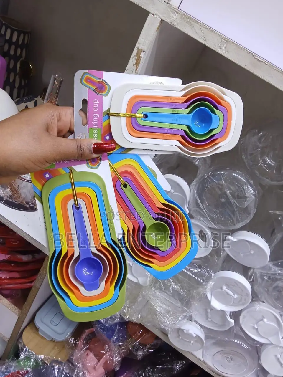 6 in 1 Measuring Cups Colour: Multicoloured