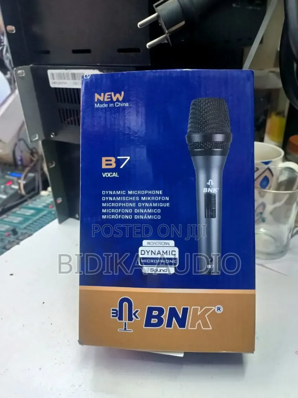 BNK B7 Professional Handheld Vocal Dynamic Microphone