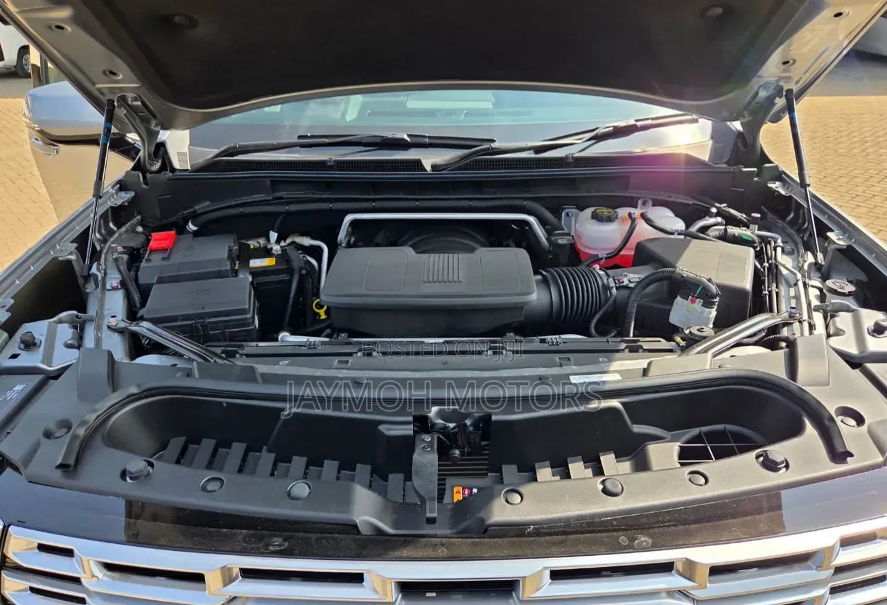 New GMC Yukon 2024 Silver