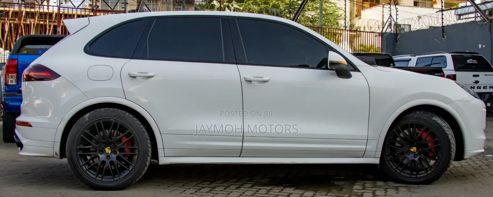 Porsche Cayenne 2016 Pearl