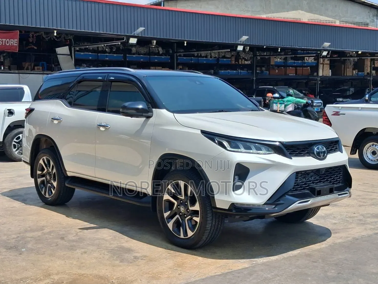 Toyota Fortuner 2022 Off white