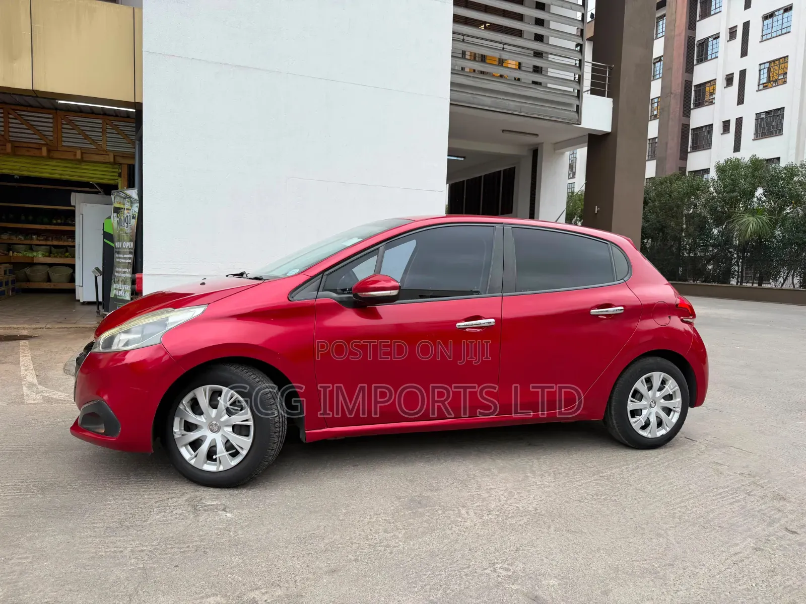 Peugeot 208 2018 Red