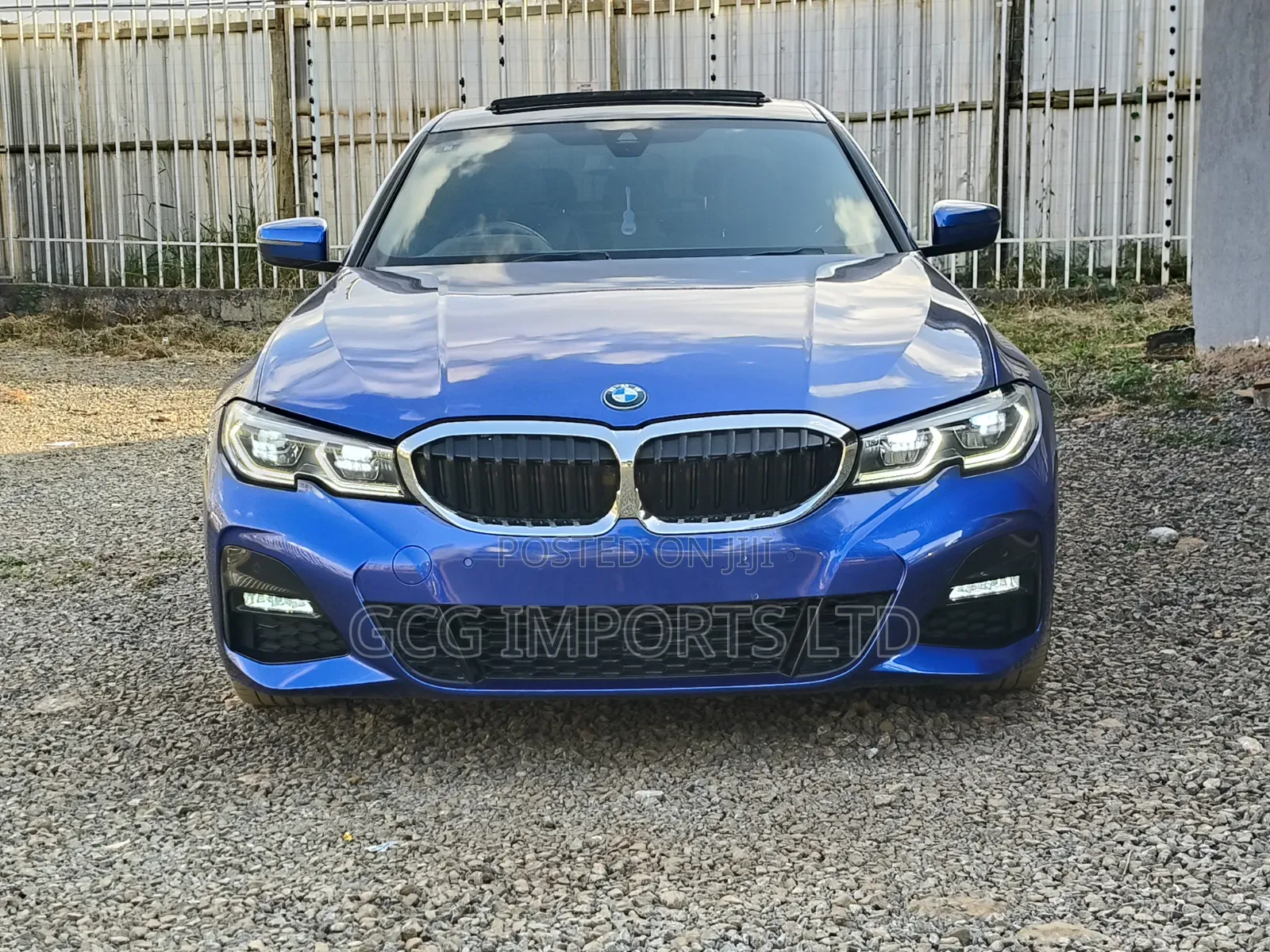BMW 320i 2019 Blue