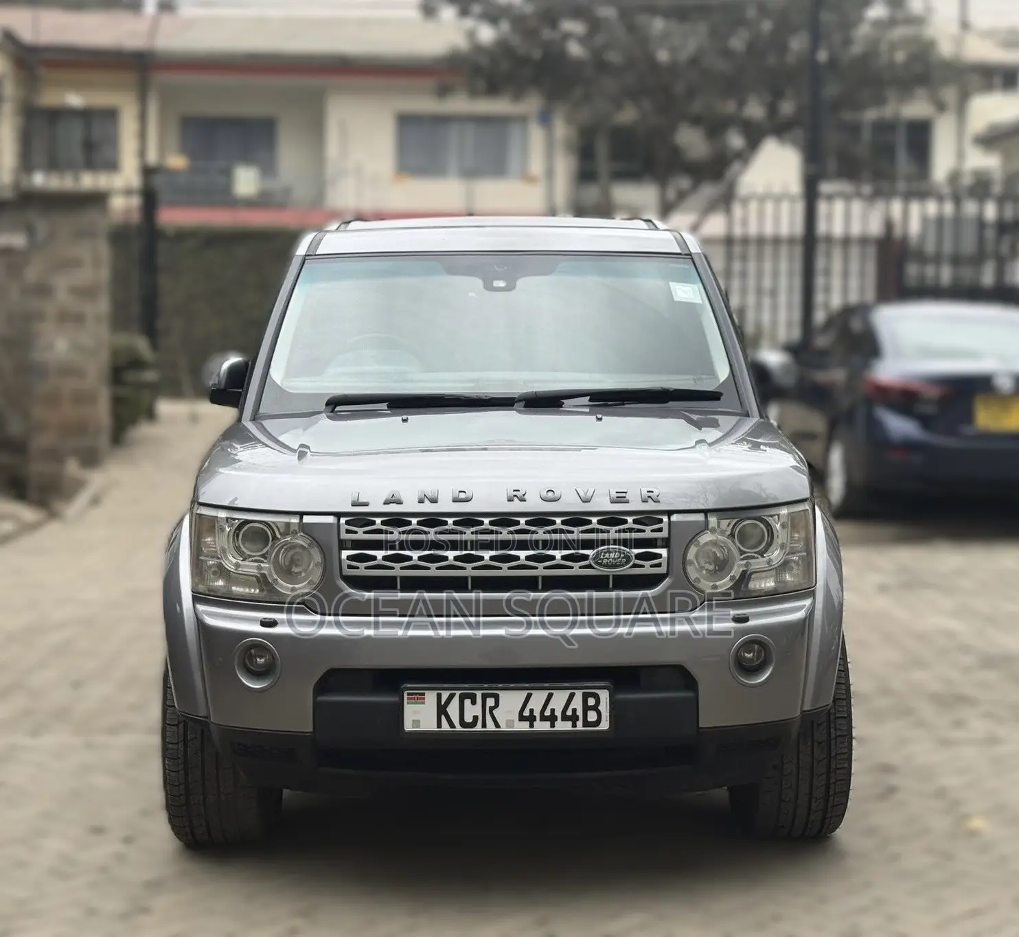 Land Rover Discovery 2011 Silver