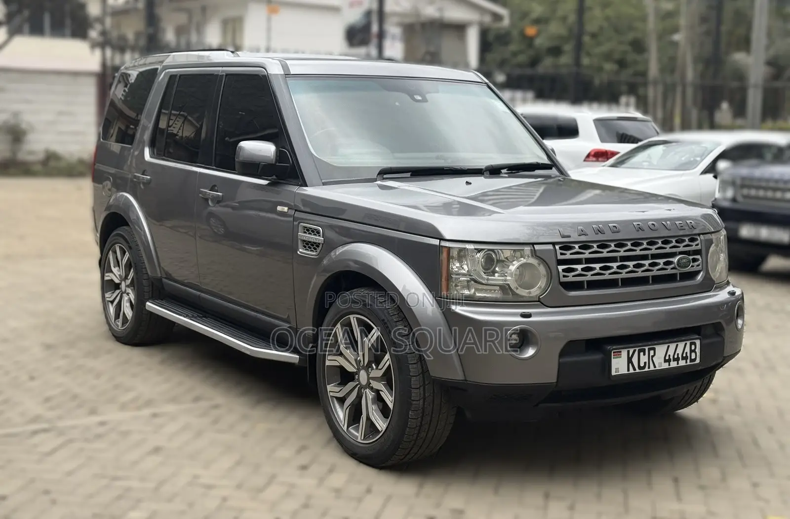 Land Rover Discovery 2011 Silver