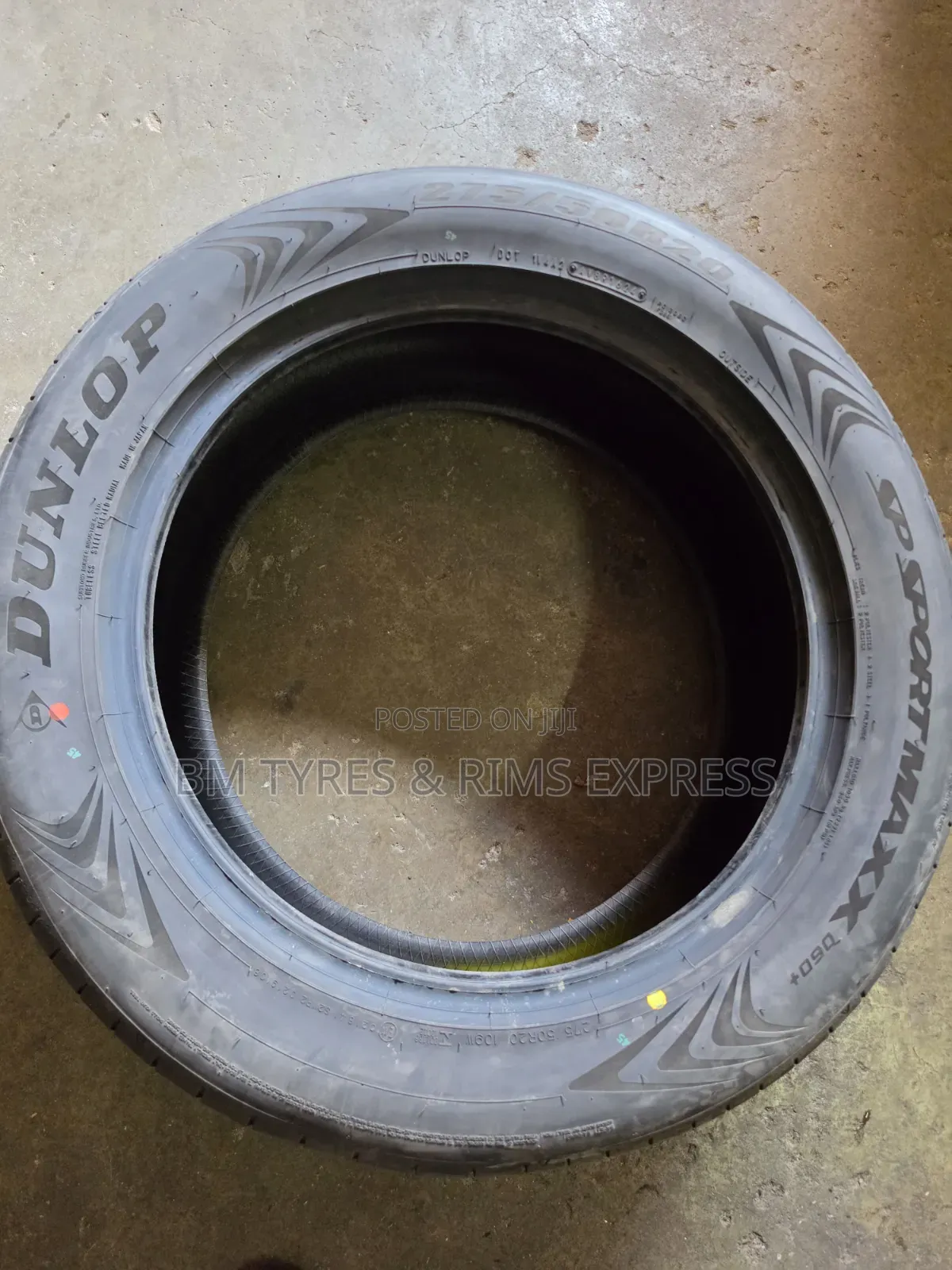 275 /50 R20 Dunlop Tires (Japan) Sport Maxx.