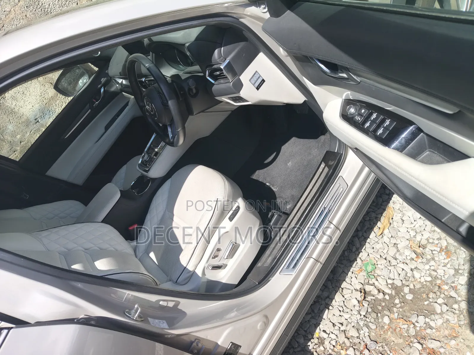 Mazda CX-8 2020 Beige