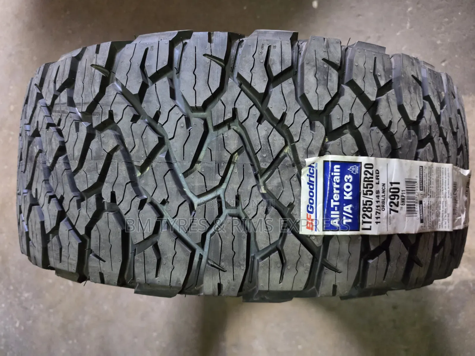 285 /55 R20 Bf Goodrich Tires( Thailand)