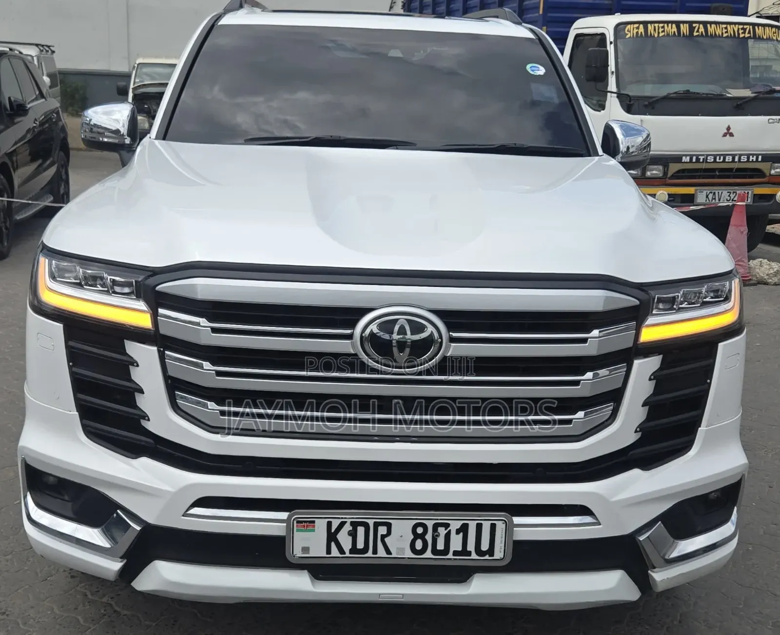 Toyota Land Cruiser 2023 White