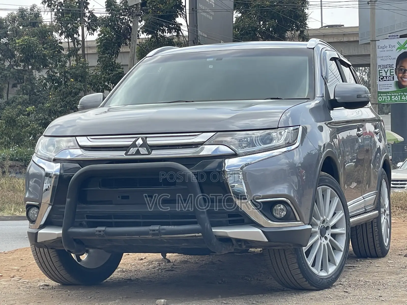 Mitsubishi Outlander 2.4 PHEV AWD 2016 Gray