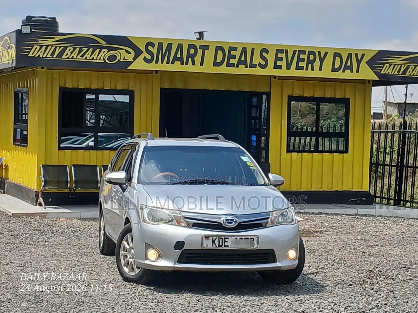 Toyota Corolla Fielder 2015 Silver