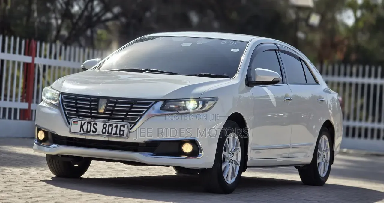 Toyota Premio 2017 White