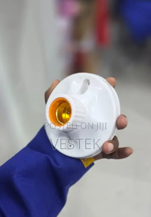 Hidden Camera Ceiling Bulb Socket Adapter Motion Detection Remote View