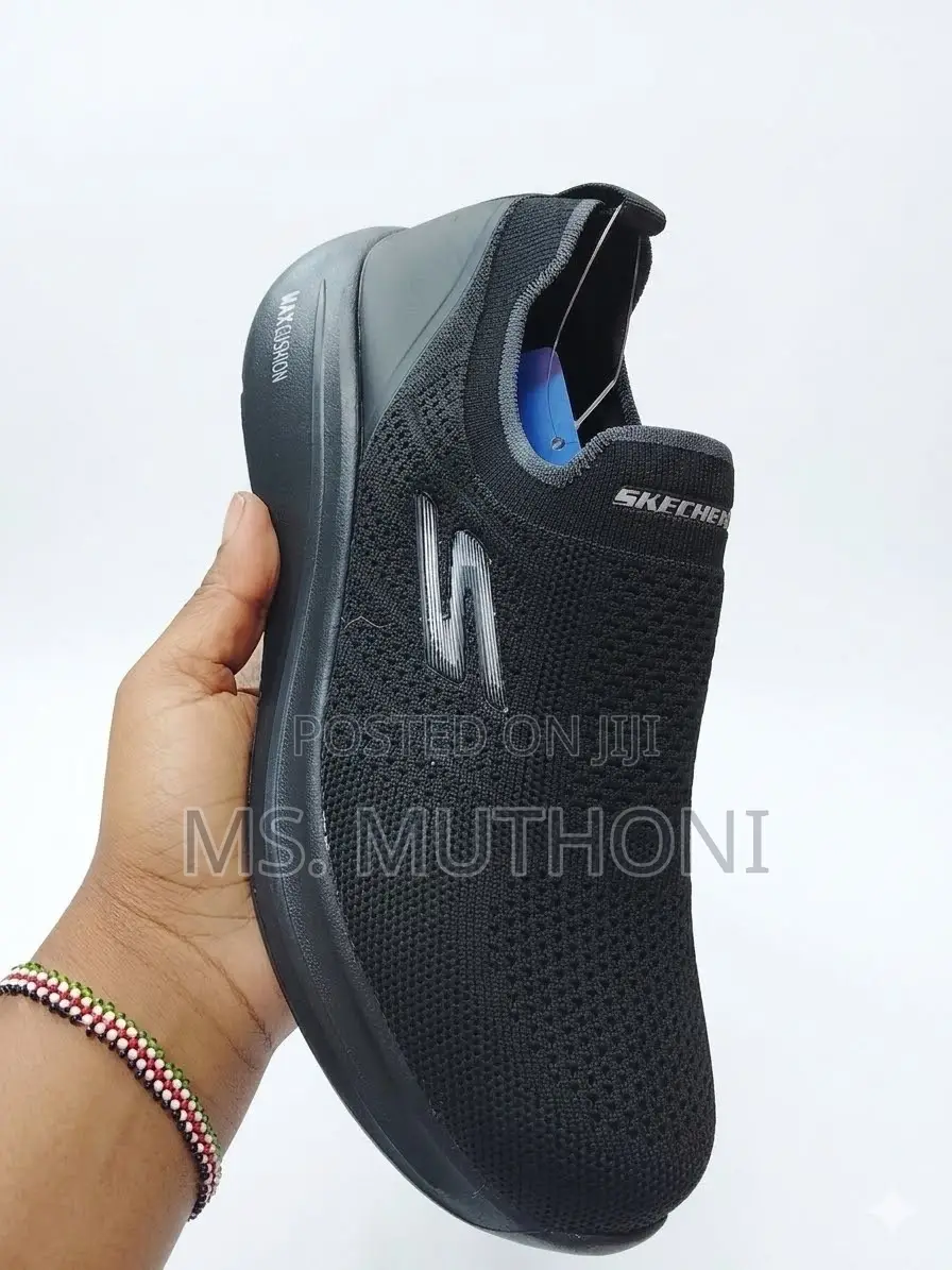 Black Skechers Max Cushioning Slip-Ins Size 40-45