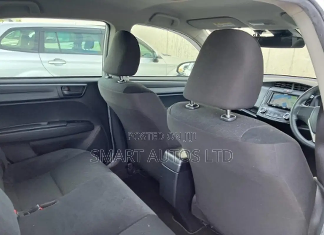 Toyota Axio 1.5 Hybrid 2WD 2019 Pearl