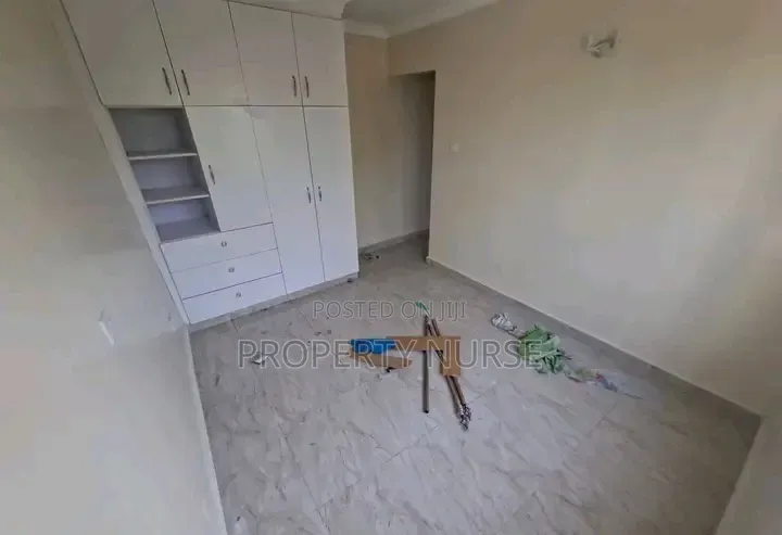 3bdrm Maisonette in Gateway Mall Area for rent