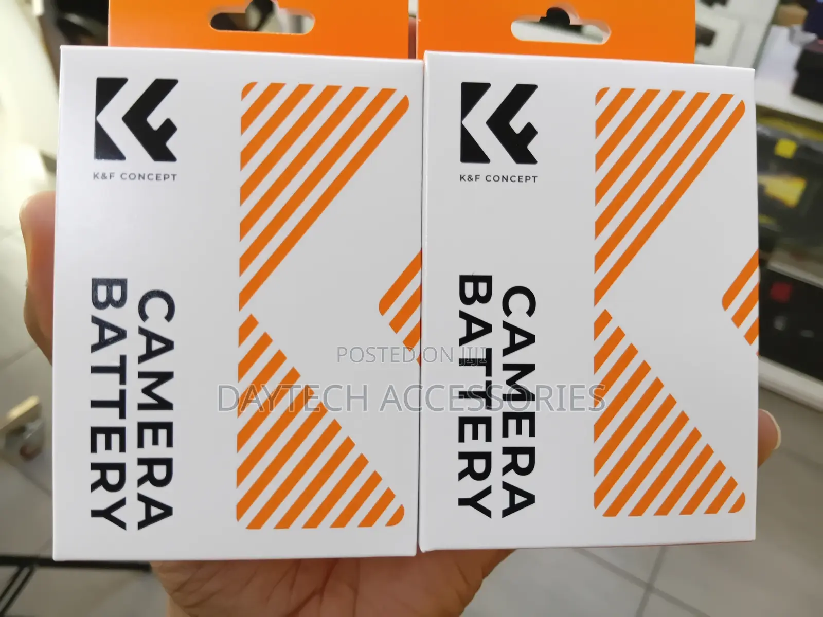 K F CONCEPT NP-FZ100 2280mAH Battery and Dual Slot Charger Set
