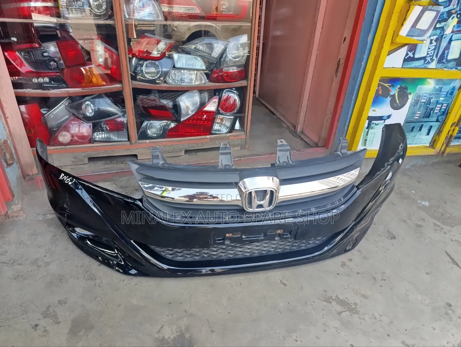 Honda Steam New Model Front Bumper Complete With Foglights and Covers