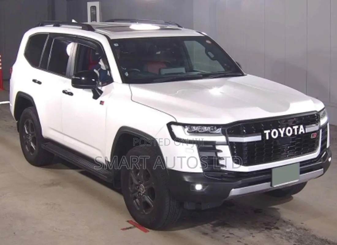Toyota Land Cruiser LC300 2025 Pearl