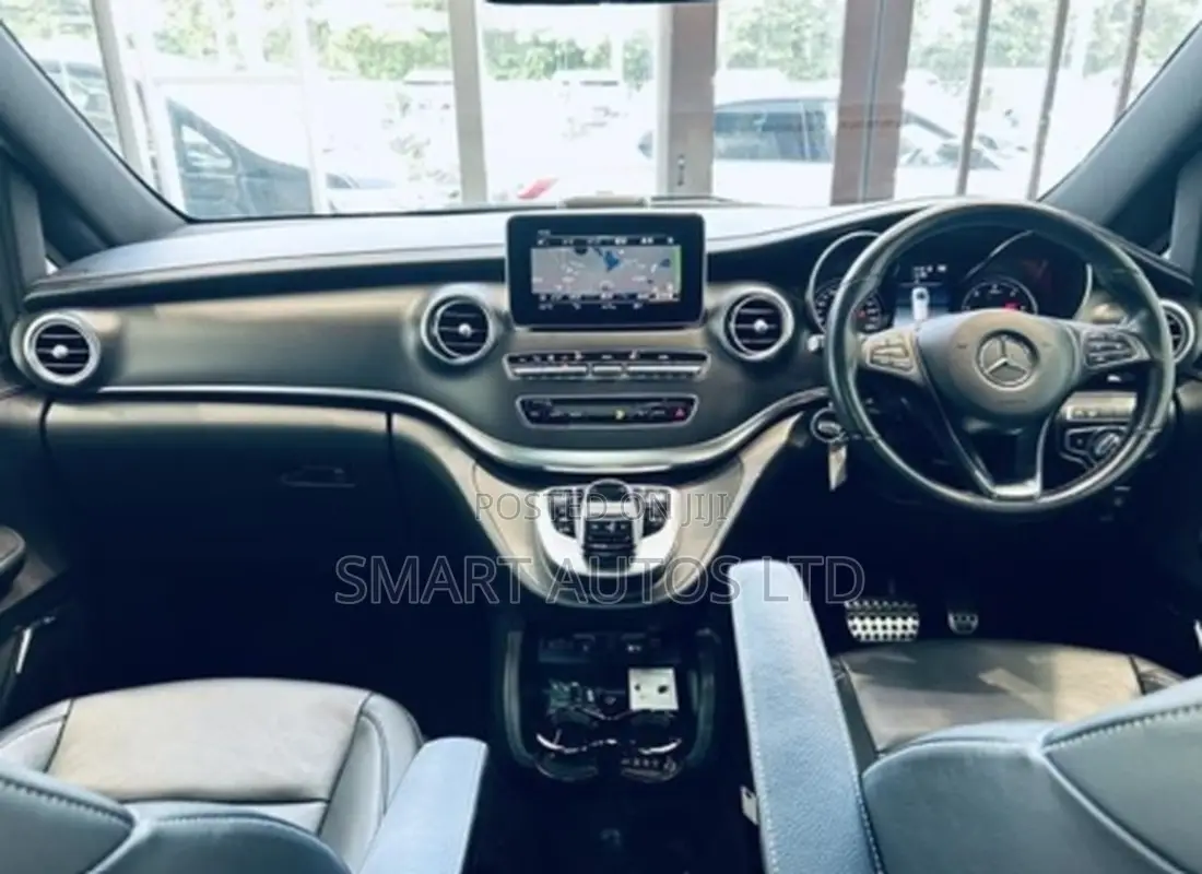 Mercedes-Benz V-Class 2019 White