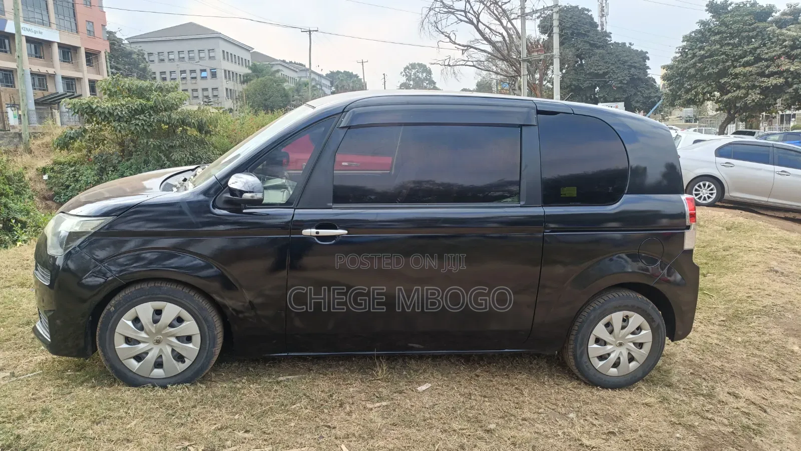 Toyota Spade 2014 Black