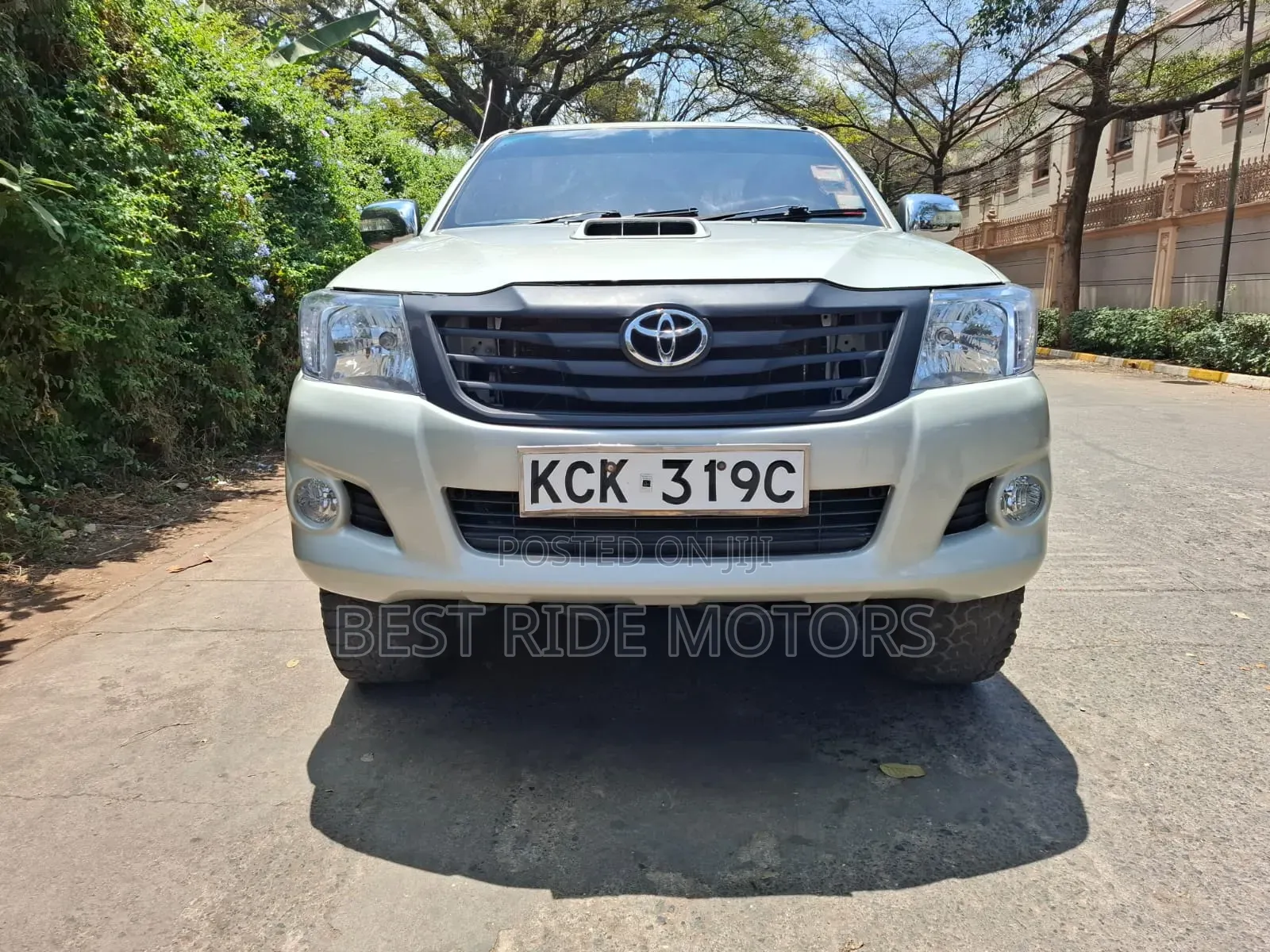 Toyota Hilux 2009 Silver