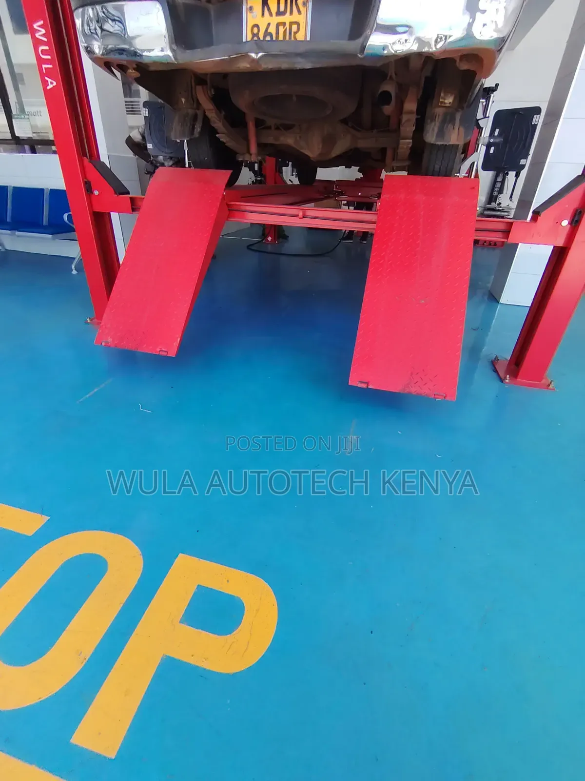 Vehicle Maintenance and Industrial Use 4post Carlift Machine Sunshine