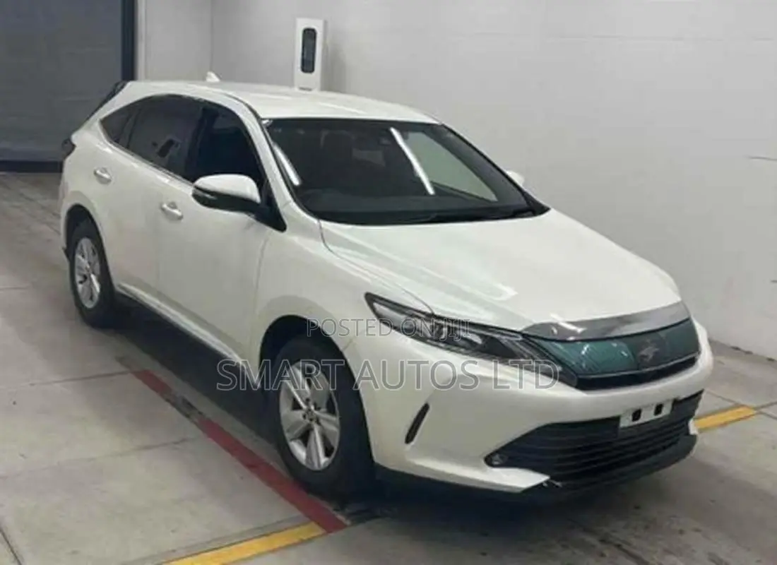 Toyota Harrier 2019 Off white
