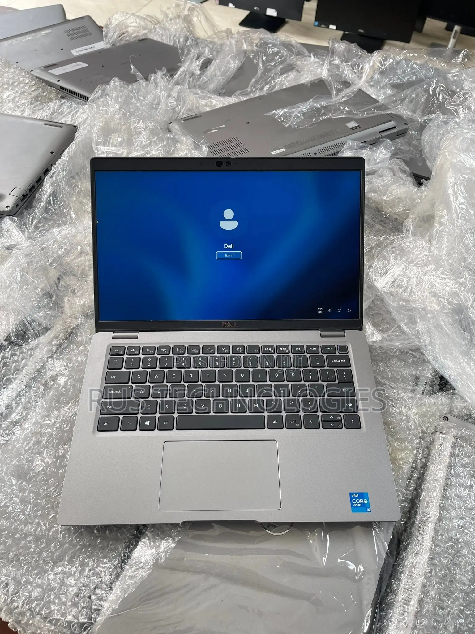 Laptop Dell Latitude 5300 8GB Intel Core i7 SSD 256GB
