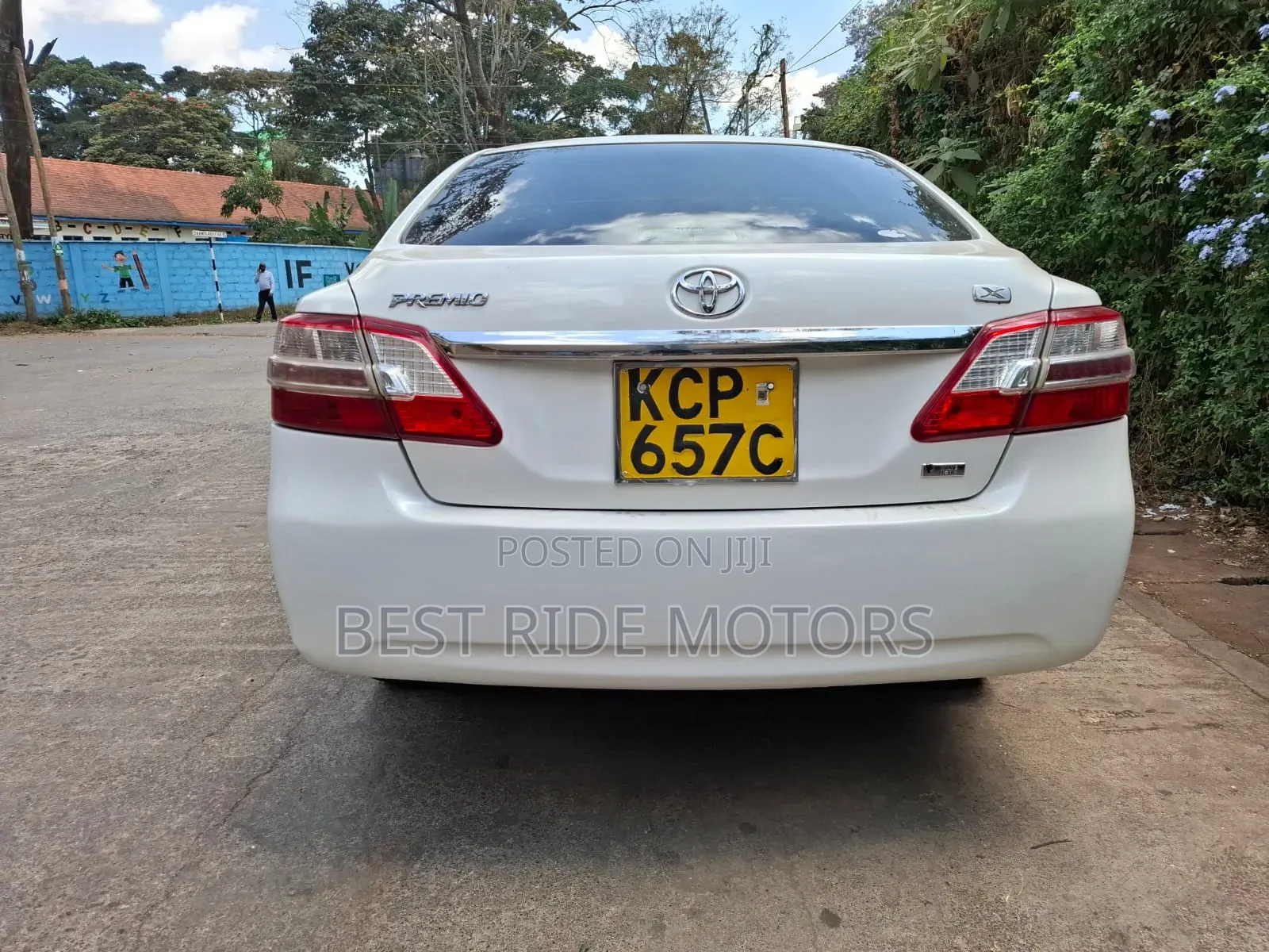 Toyota Premio 2011 White