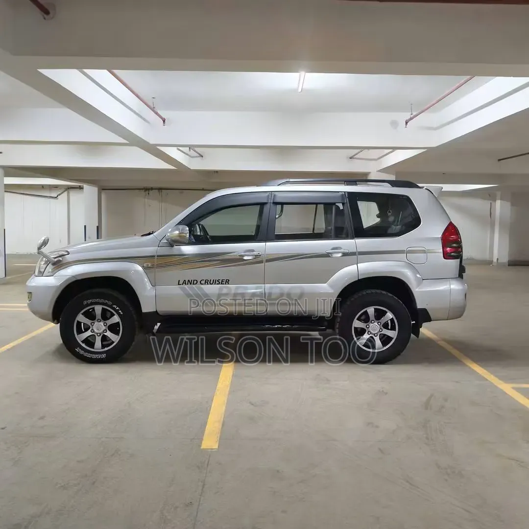 Toyota Land Cruiser Prado 2006 Silver