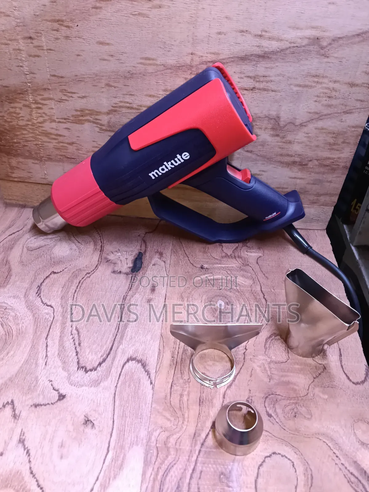 Heat Gun 2000 Watts Makute Model HG121 600°C Max Temp 50/60Hz 220/240v
