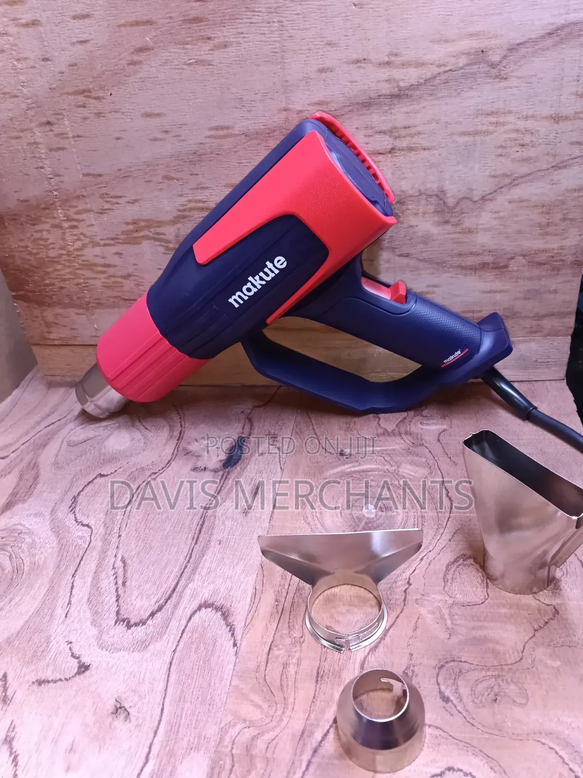 Heat Gun 2000 Watts Makute Model HG121 600°C Max Temp 50/60Hz 220/240v