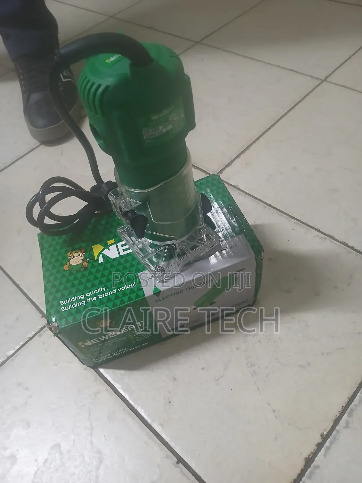 New Beat Electric Lawn Trimmer