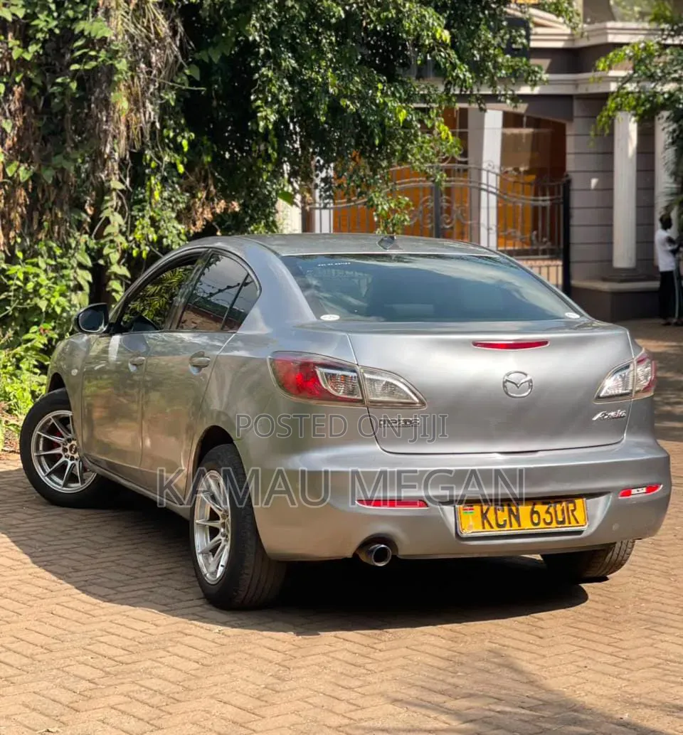 Mazda Axela 2010 Silver