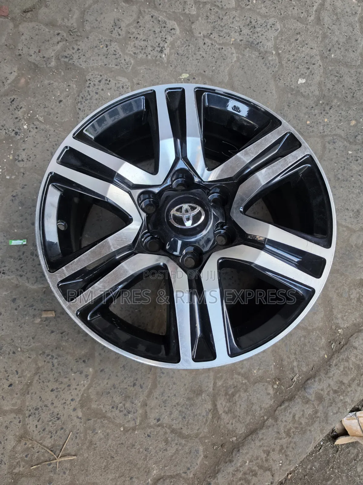 Rims Size (17) TOYOTA LANDCRUZA PRADO (Six Years Holes) Set of 4