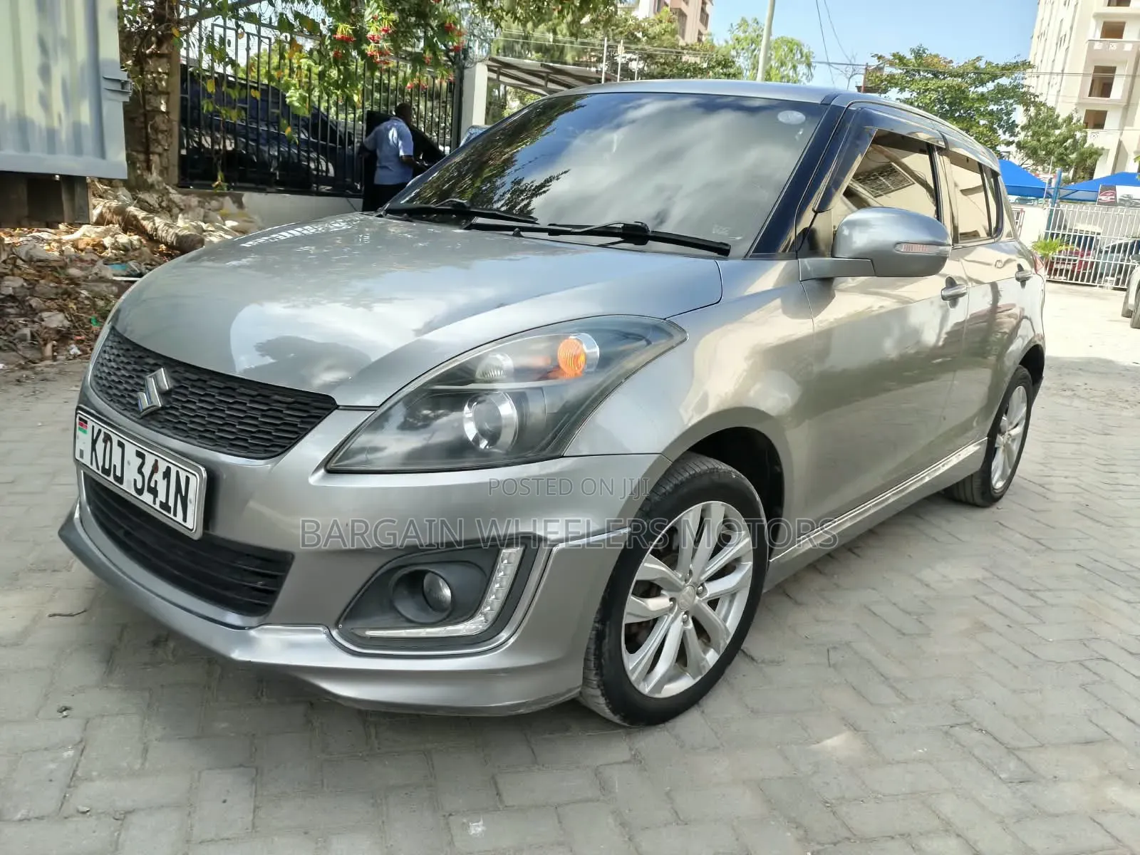 Suzuki Swift 2016 Gray