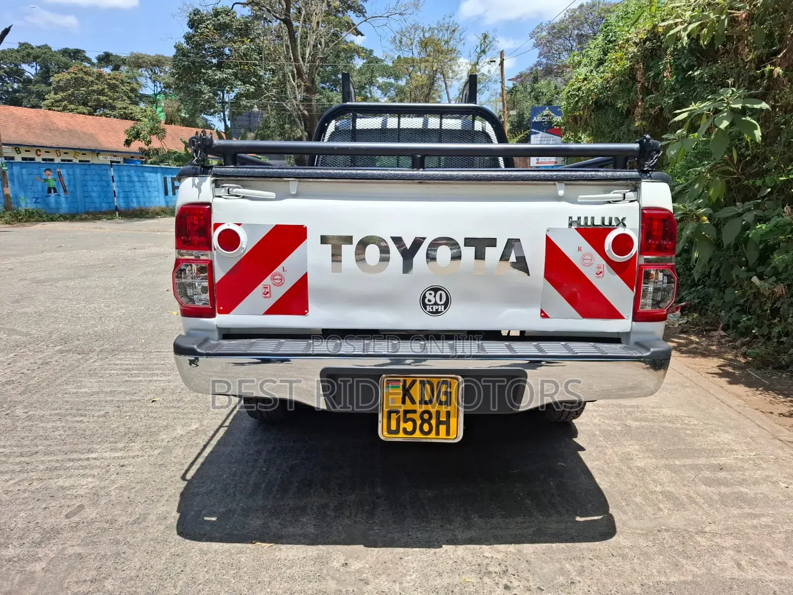 Toyota Hilux 2015 Off white