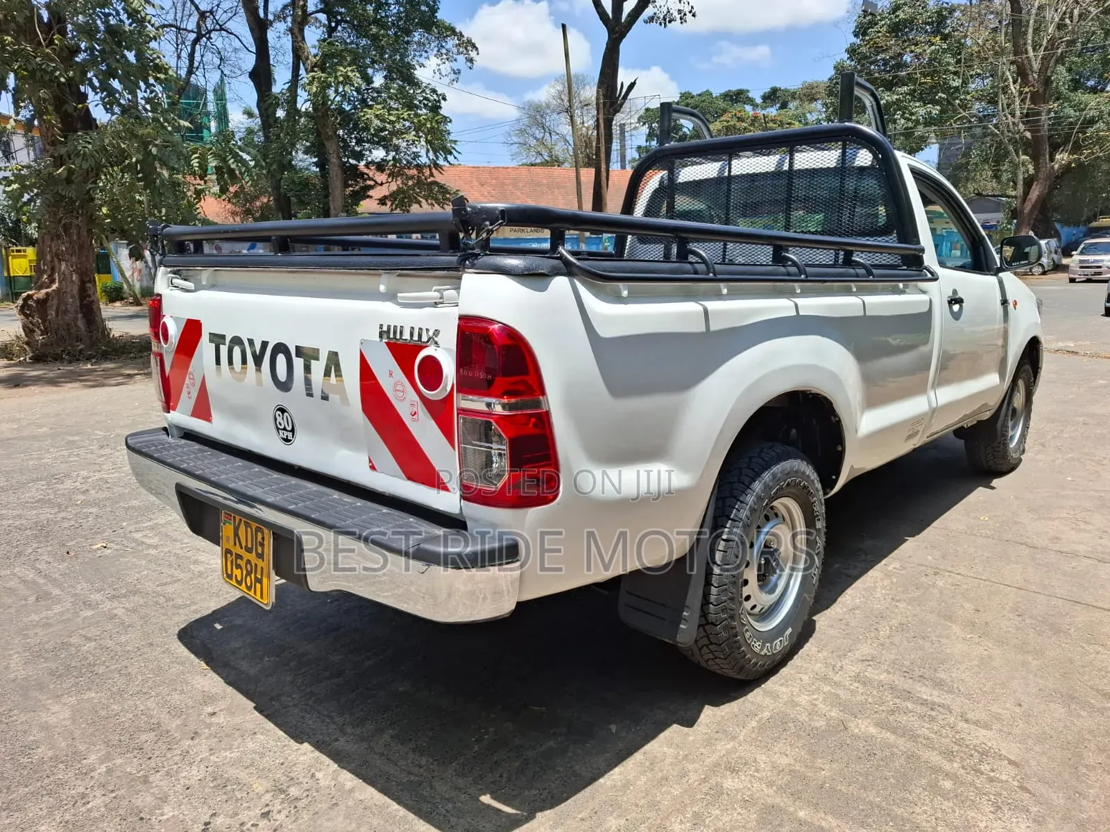 Toyota Hilux 2015 Off white