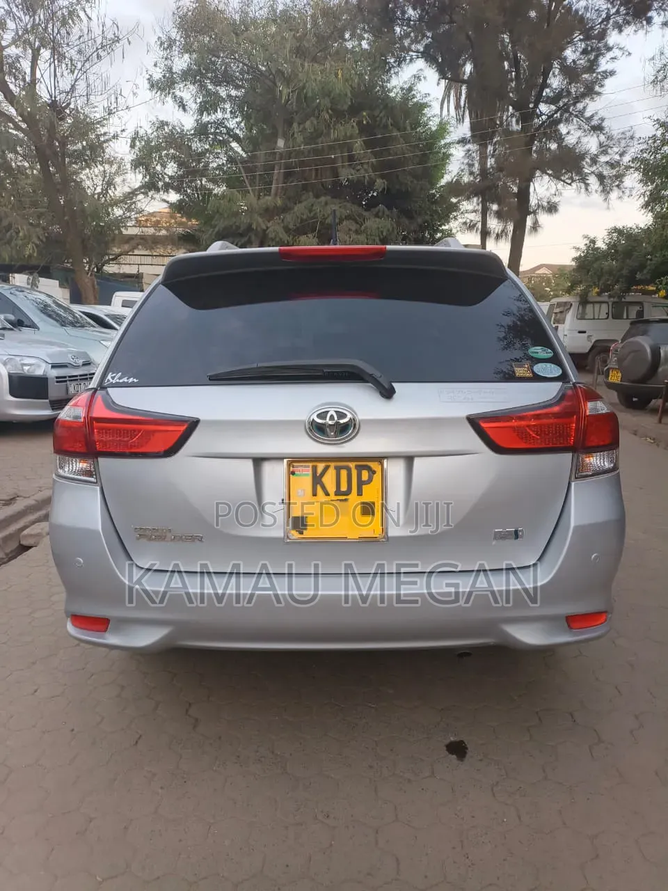 Toyota Corolla Fielder 2017 Silver