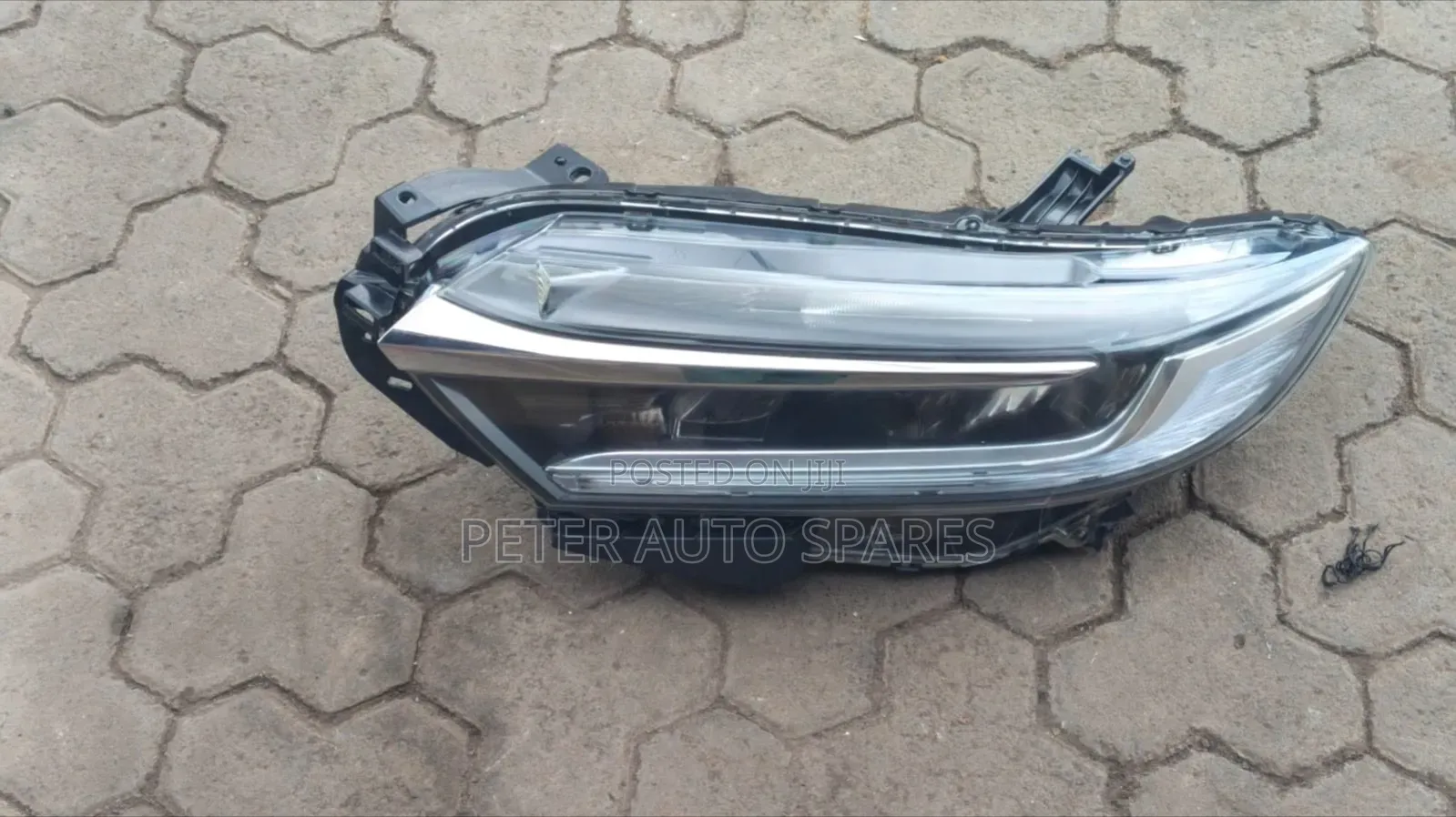 Honda Fit Shuttle 2015 Headlamp/Headlight